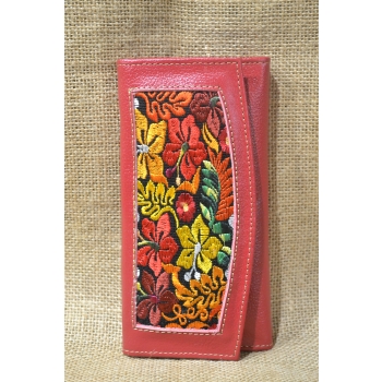 Portfel duży skórzany czerwony z kwiatowym kolorowym haftem .